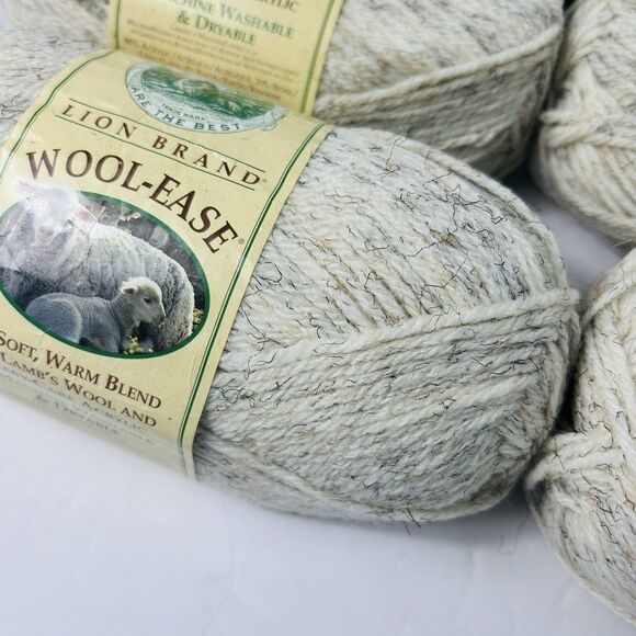 Lion Brand Yarn Wool Ease Wheat 402 Lot of 6 Skeins 3 oz Each - Picture 2 of 6